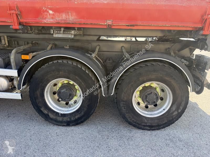 Camión Volvo 460