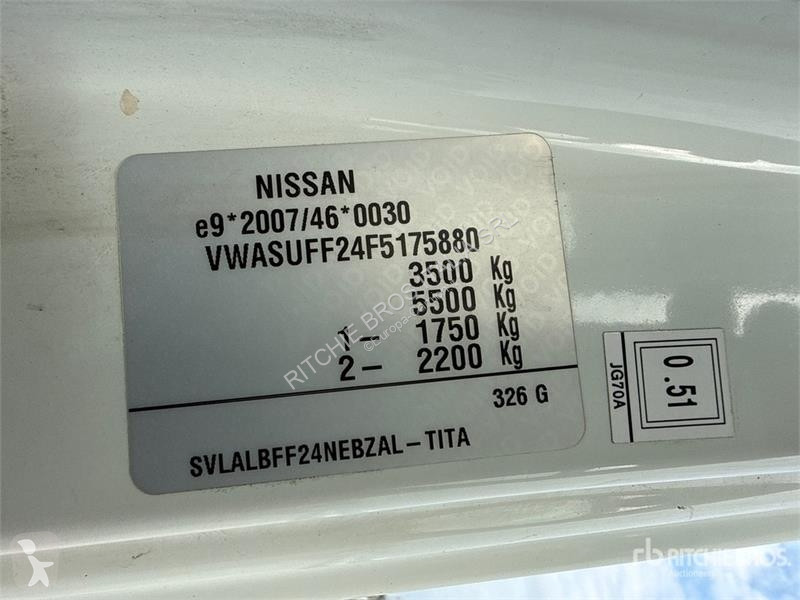 Camión Nissan P200A 17.8 m on Nissan P200A...