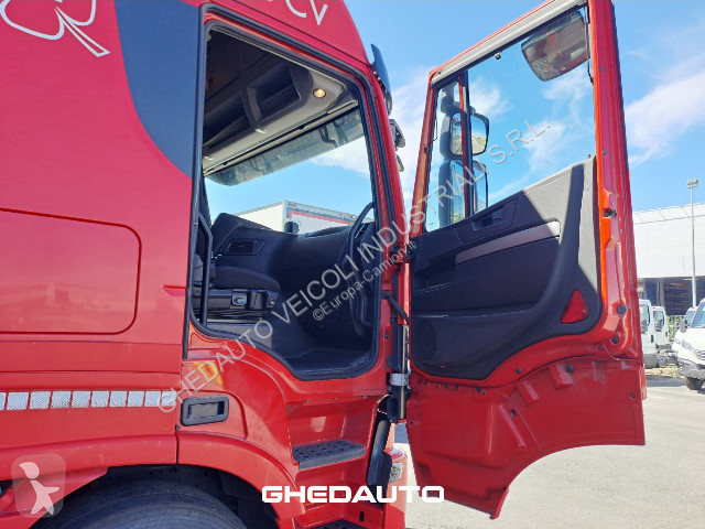 Teherautó Iveco TRATTORE STRADALE IVECO STRALIS...