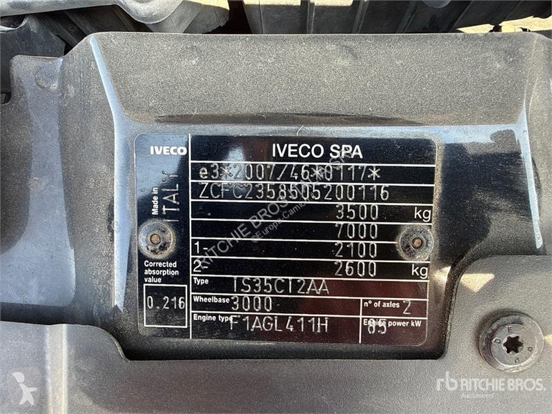 Camión Iveco 35-120 Dump Truck