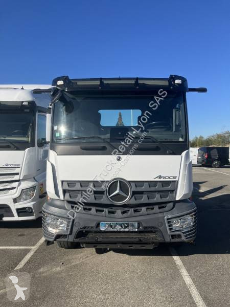 Teherautó Mercedes 2643