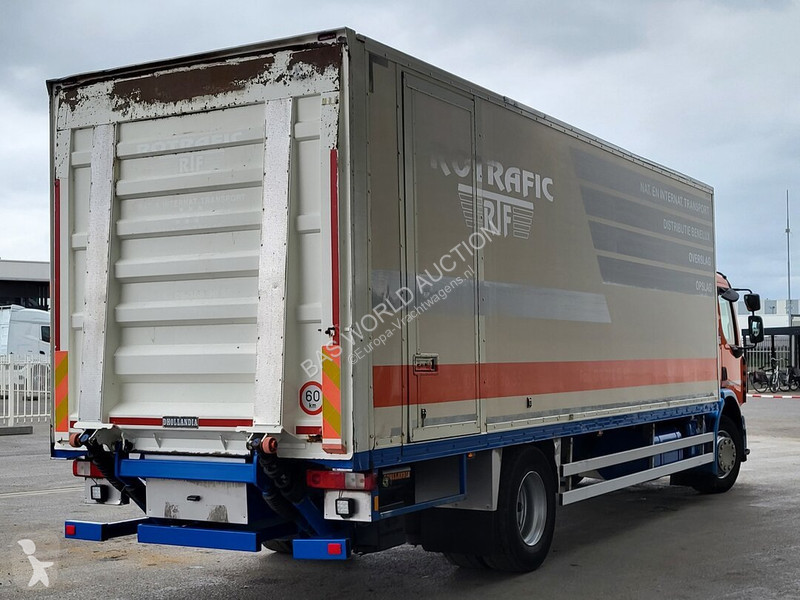 Камион Renault D D 320