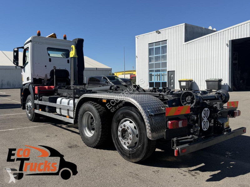 Camion Mercedes 2543