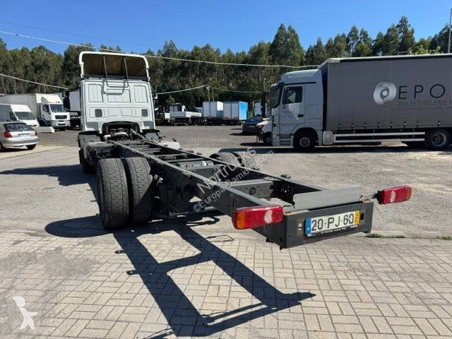 Camion Iveco 180E32