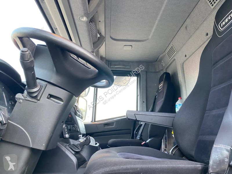 Camião Iveco 420