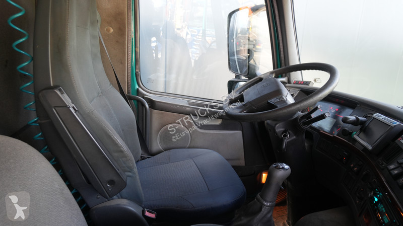 Camion Terberg FM 2000 8x8 tipper truck 661.000km