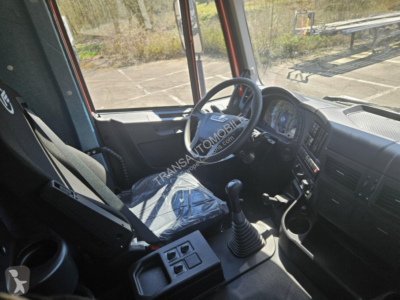 Camião Iveco 44.38 HD9