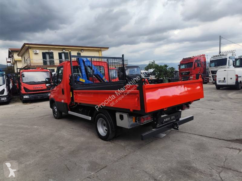 Véhicule utilitaire Iveco 35C14