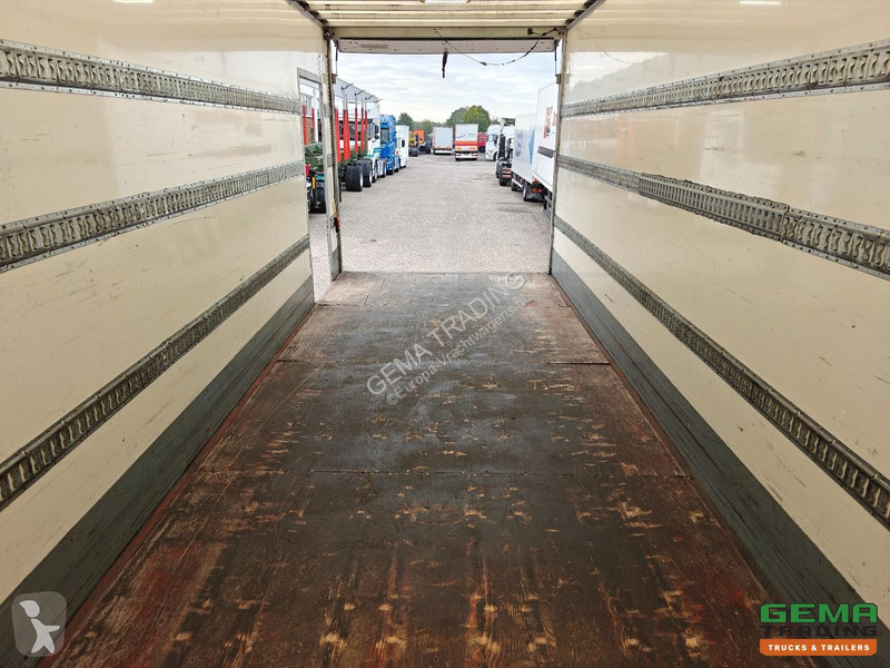 Camion Iveco EuroCargo 0 4x2 Sleeper Cab Euro6A...