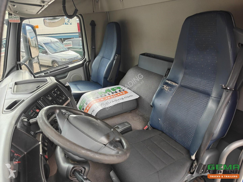 Camion Volvo 330 EEV 6X2 Day Cabin EEV - Roller...