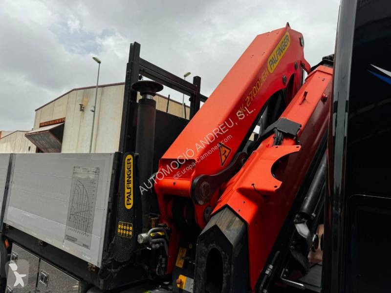 Camion Scania 490