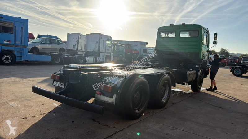 Camion MAN (MANUAL PUMP / POMPE MANUELLE /...