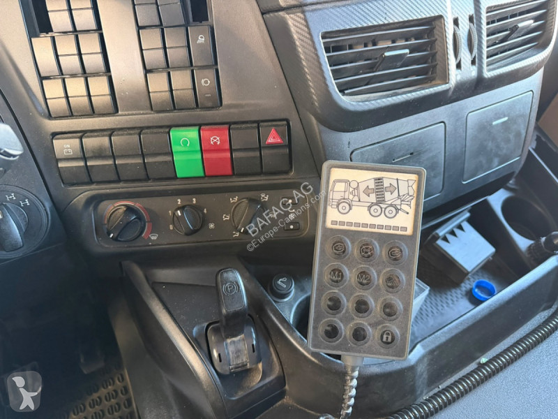 Camion Iveco 340t40trakker   8x4