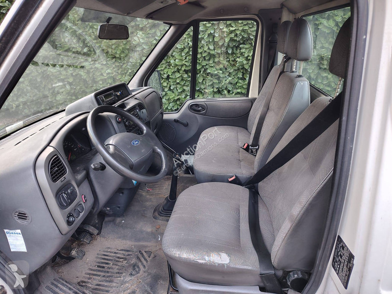 Грузовик Ford 350M DL CC