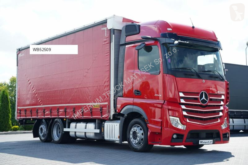 Грузовик Mercedes 2545