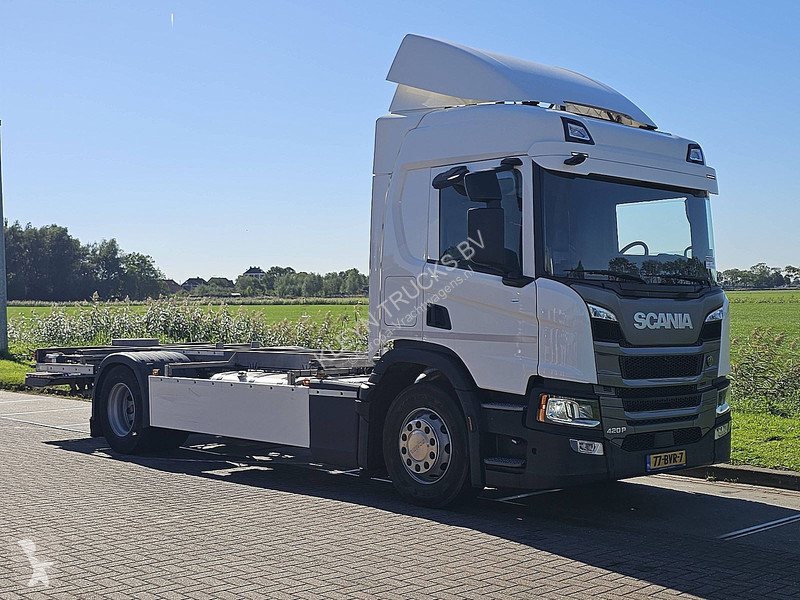 Camion Scania 420