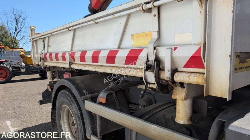 Camion Renault MIDLUM