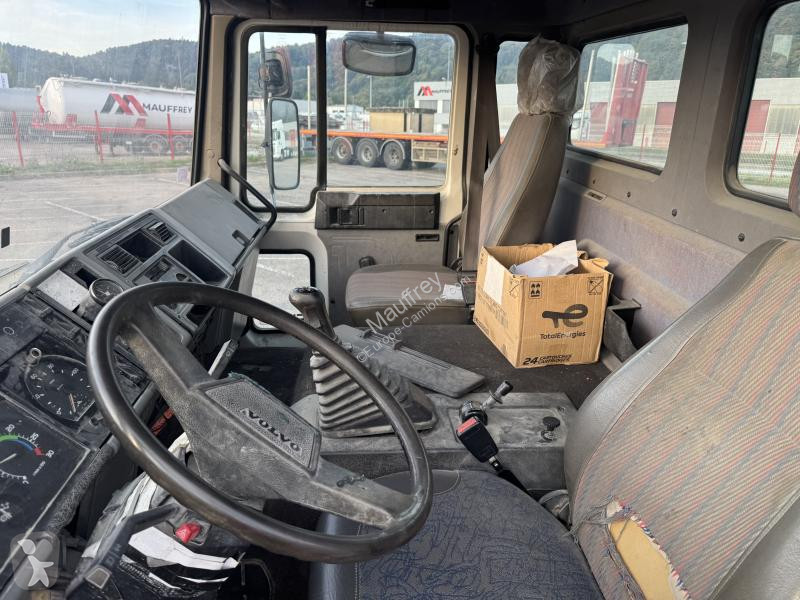 Camião Volvo 19