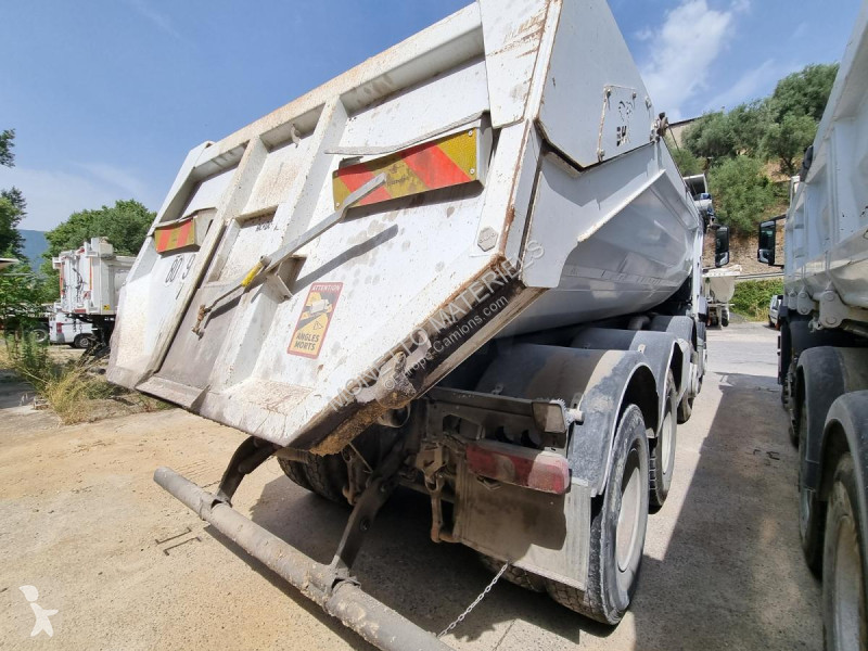 Lastbil Mercedes  AROCS 3243
