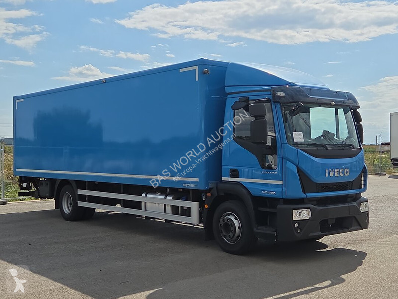 Camião Iveco 140E220
