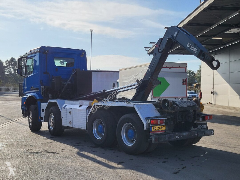Lastbil Mercedes 3245