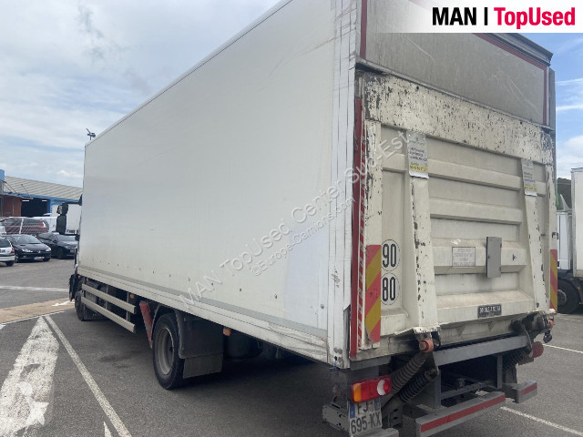 Lastbil Iveco FOURGON