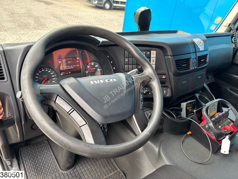 Lastbil Iveco 310 EURO 6, Palfinger, Remote,...