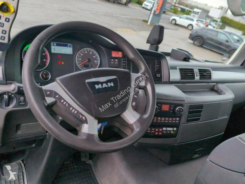 Camion MAN 26.460