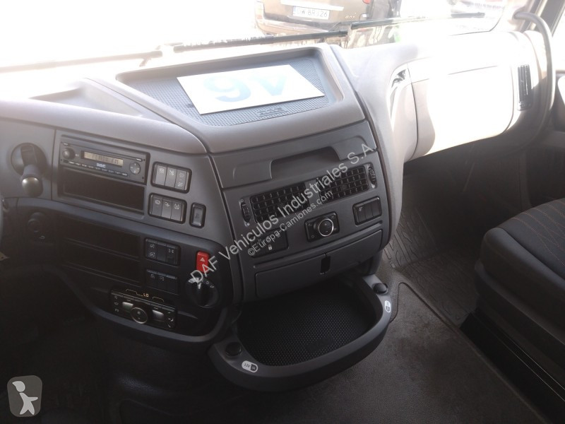 Camión DAF 480 FAR 6X2 R