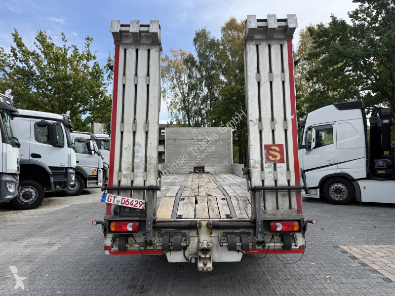 Lastbil Renault 300.18 Maschinentransporter