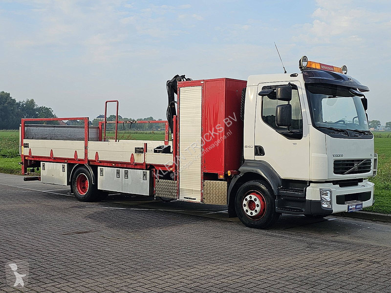 Camión Volvo 24012 MANUAL HIAB 033T