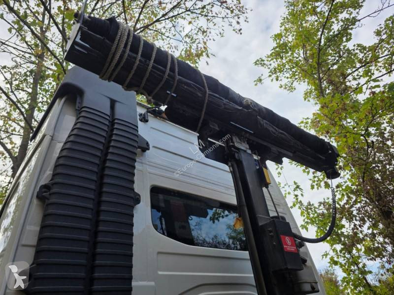 Camión Volvo 500