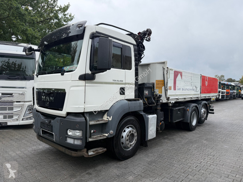 Camión MAN TGS 26.400 6X2 Kipper mit Kran Hiab...