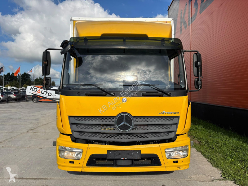 Грузовик Mercedes 1218 4x2