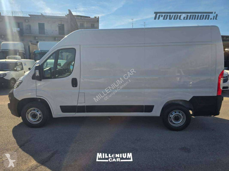 Lastbil Fiat 2023 L2H2 KM 91000 MULTIJET