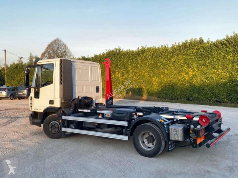 Camion Iveco EUROCARGO 80 E18