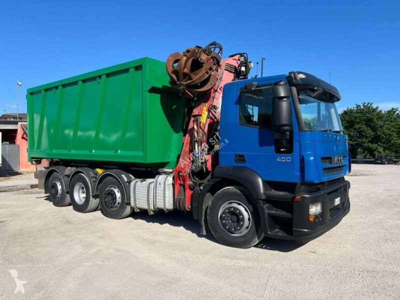 Camion Iveco STRALIS 260.450 SCARRABILE CON GRU