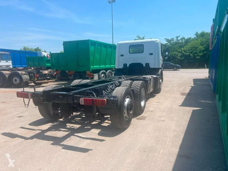 Camion Scania P380 A TELAIO