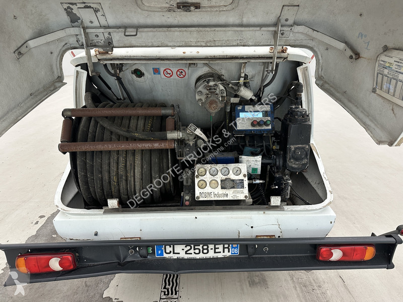 شاحنة Renault 270 DCi