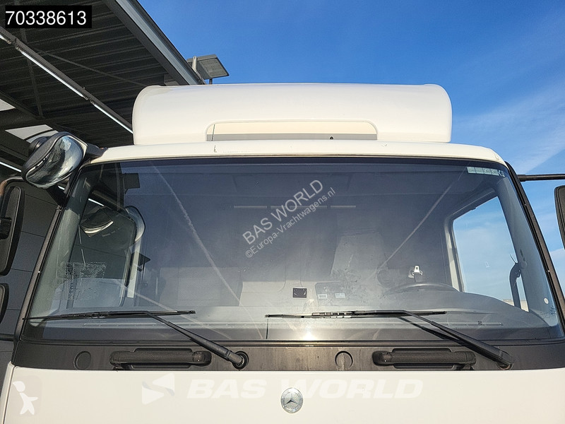 شاحنة Mercedes 1218 4X2 12t Manual Tailgate...