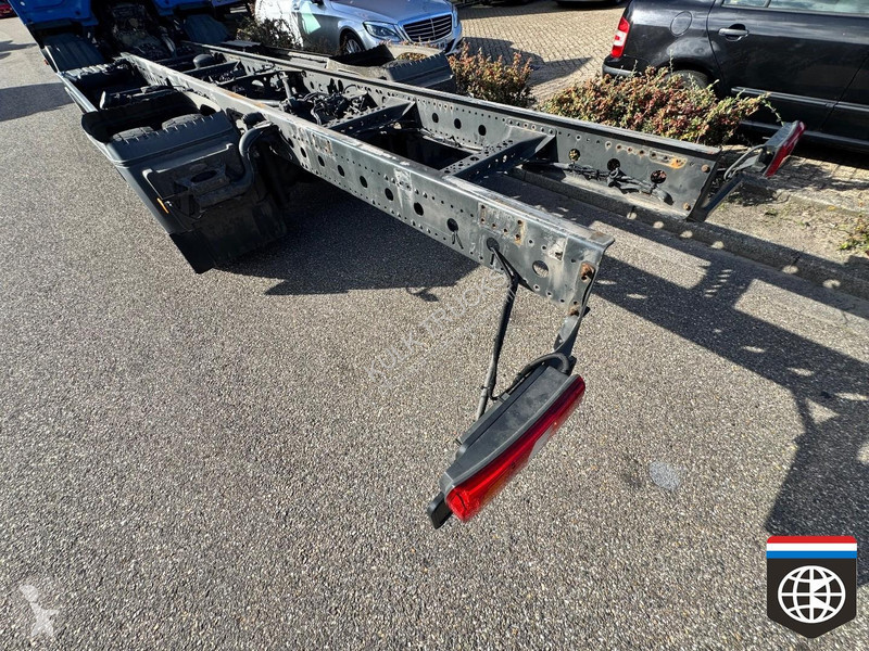 Камион Mercedes ATEGO 1218 L - chassis cab -...