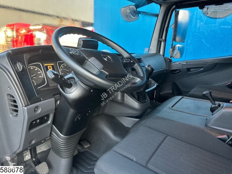 شاحنة Mercedes atego 1530