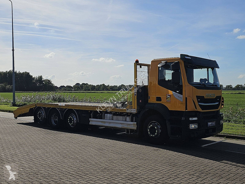 Ciężarówka Iveco AD260S42