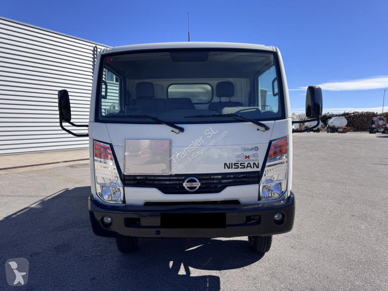 Camion Nissan