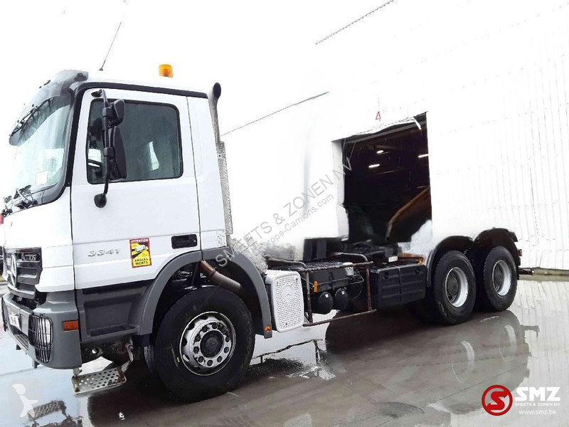 Camion Mercedes 3341 manual lames