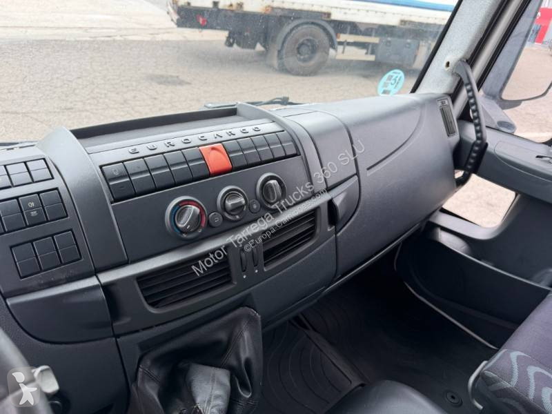 شاحنة Iveco 120 E 21