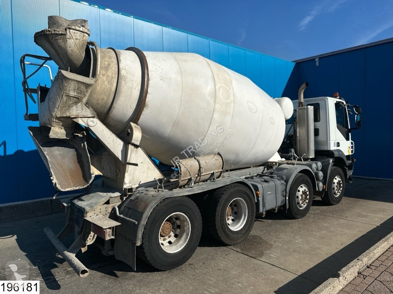 Béton Iveco 8x4, Baruval 9m3, Manual transmission