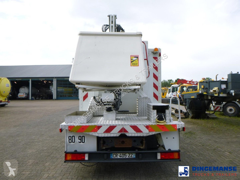 شاحنة Iveco 150E22 4x2 Euro 4 Manlift Comilev...