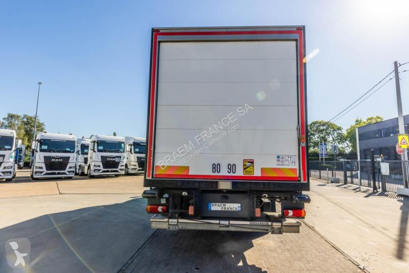 DAF 250 +CHEREAU+THERMO KING+DHOLLANDIA1.5 T truck