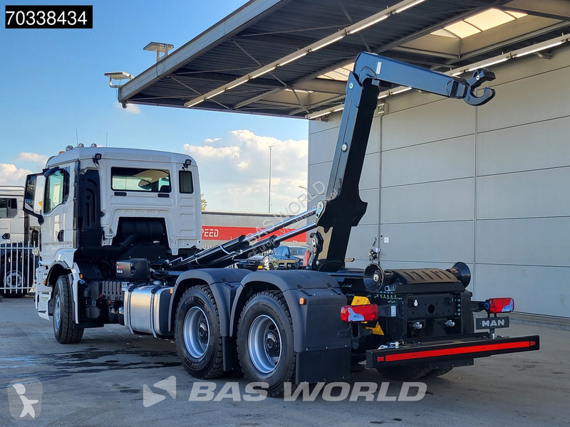 MAN 26.520 6X4 NEW! HIAB OPT20S56...